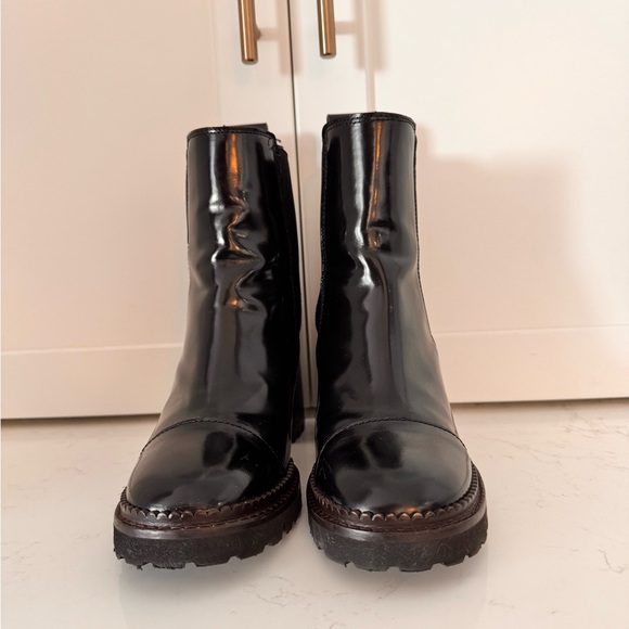 😻See by Chloé
Mallory Lug-Sole Leather Chelsea Boots size37.5 US 7 - Picture 12 of 14